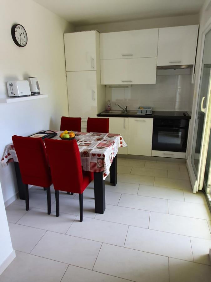Apartmani Matko Nin Kültér fotó