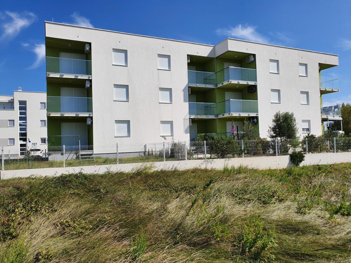 Apartmani Matko Nin Kültér fotó
