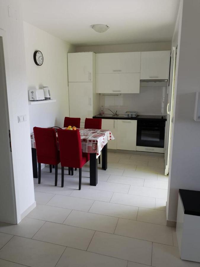 Apartmani Matko Nin Kültér fotó