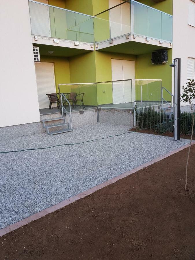 Apartmani Matko Nin Kültér fotó